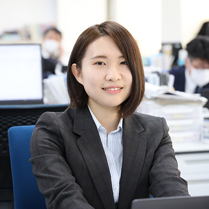 営業三部　江見 夏季